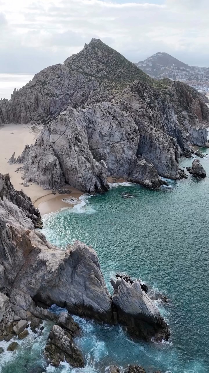 ¿Comenzaremos junio en Los Cabos?

🎥: @zahinnglez

#abzturístico #másqueunarevista #LosCabos