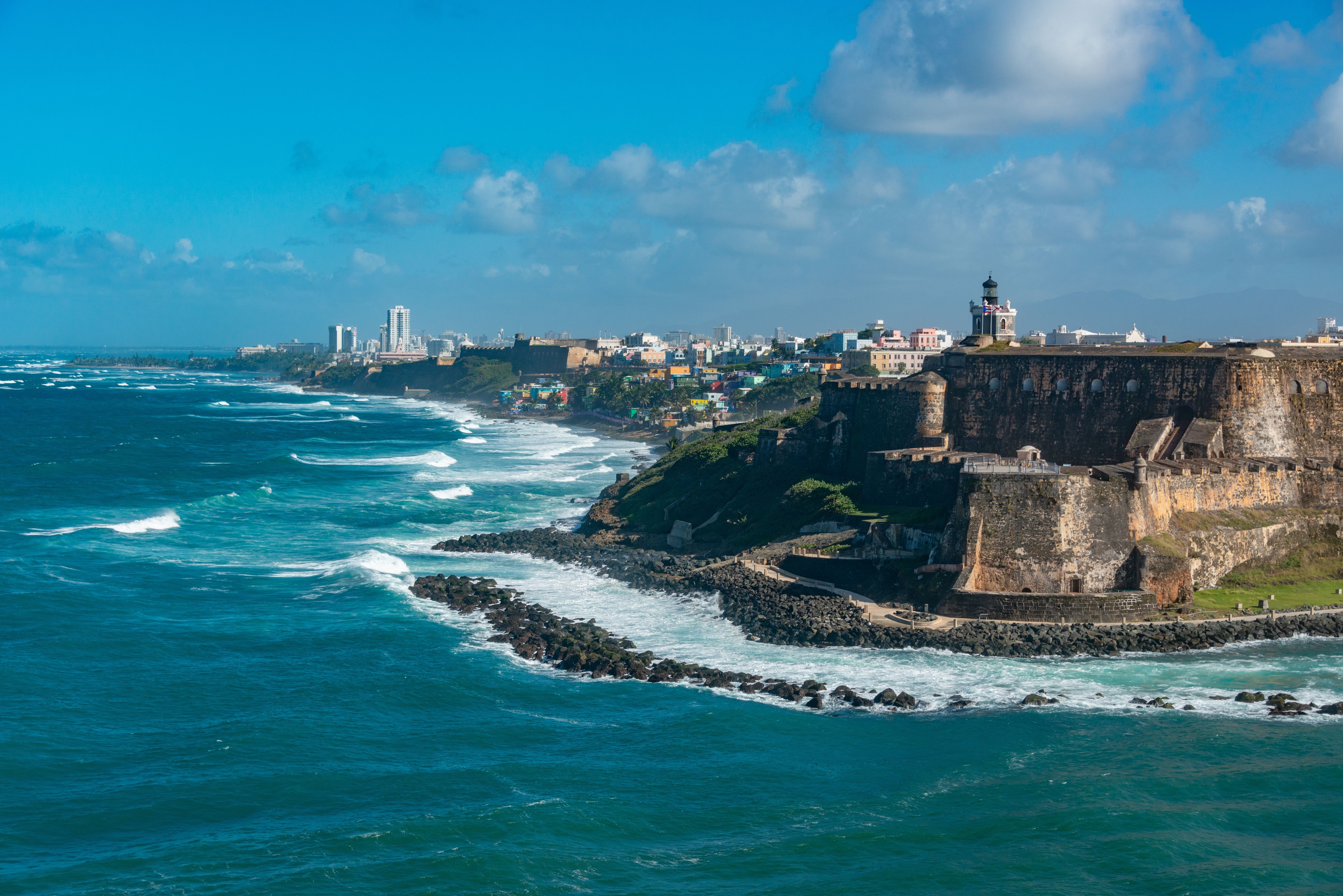 ¿Será que nos vemos en una playita en Puerto Rico?

#abzturístico #másqueunarevista